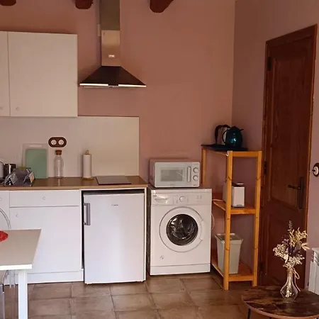Apartament In With Views And Pool Vespellá