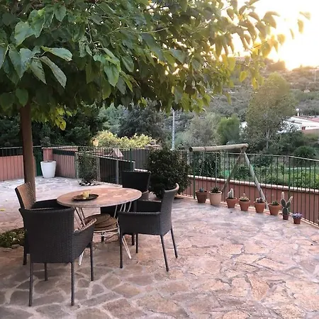 In With Views And Pool Apartment *