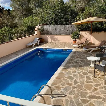 شقة In With Views And Pool
